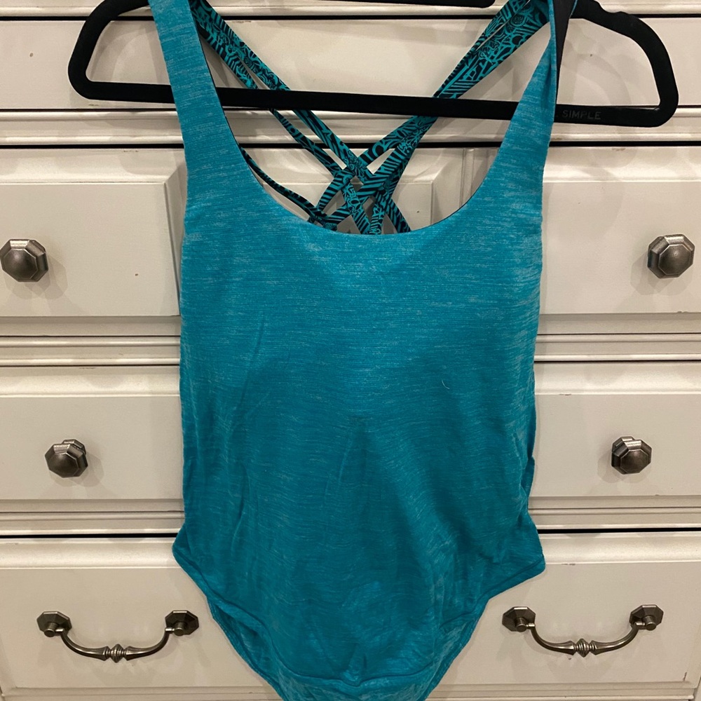 Lululemon 2-in-1 top